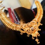 স্বর্ণের নেকলেস / Gold Necklace